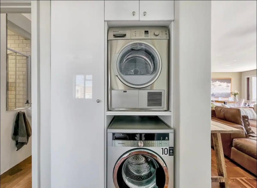 2 Bedroom Property for Sale in Three Anchor Bay Western Cape